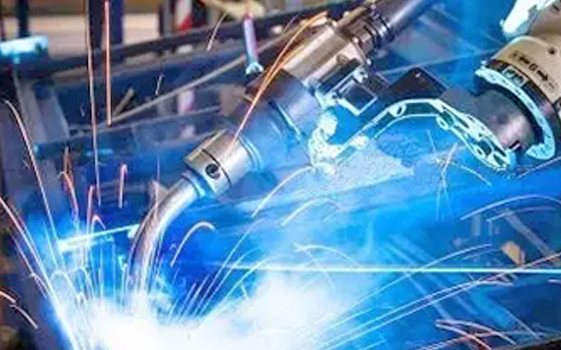 電瓷金屬附件焊接可以用機(jī)器人自動焊?來這里試試焊接效果